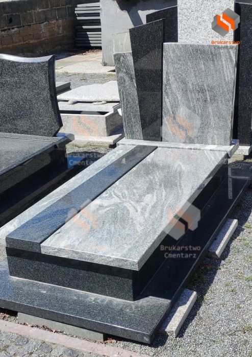 Sprzedam Nowy pomnik  , cena wraz z montażem