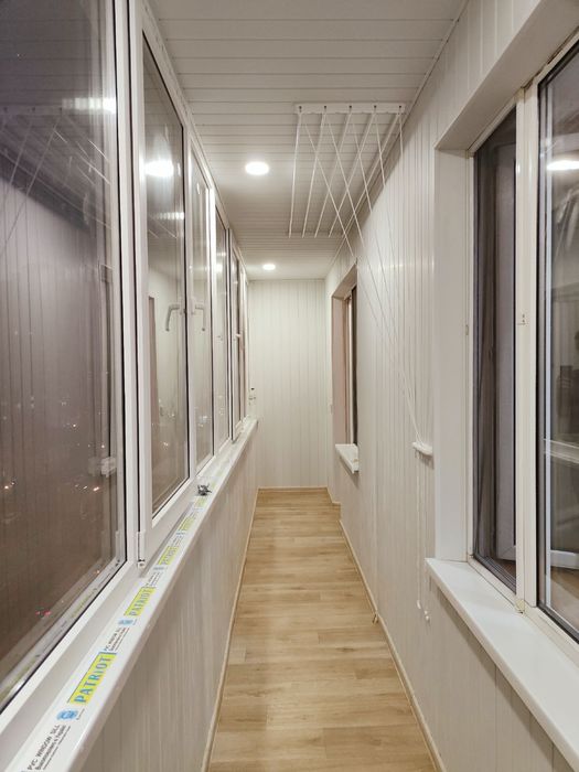 Балкон под ключ Киев. Левый берег