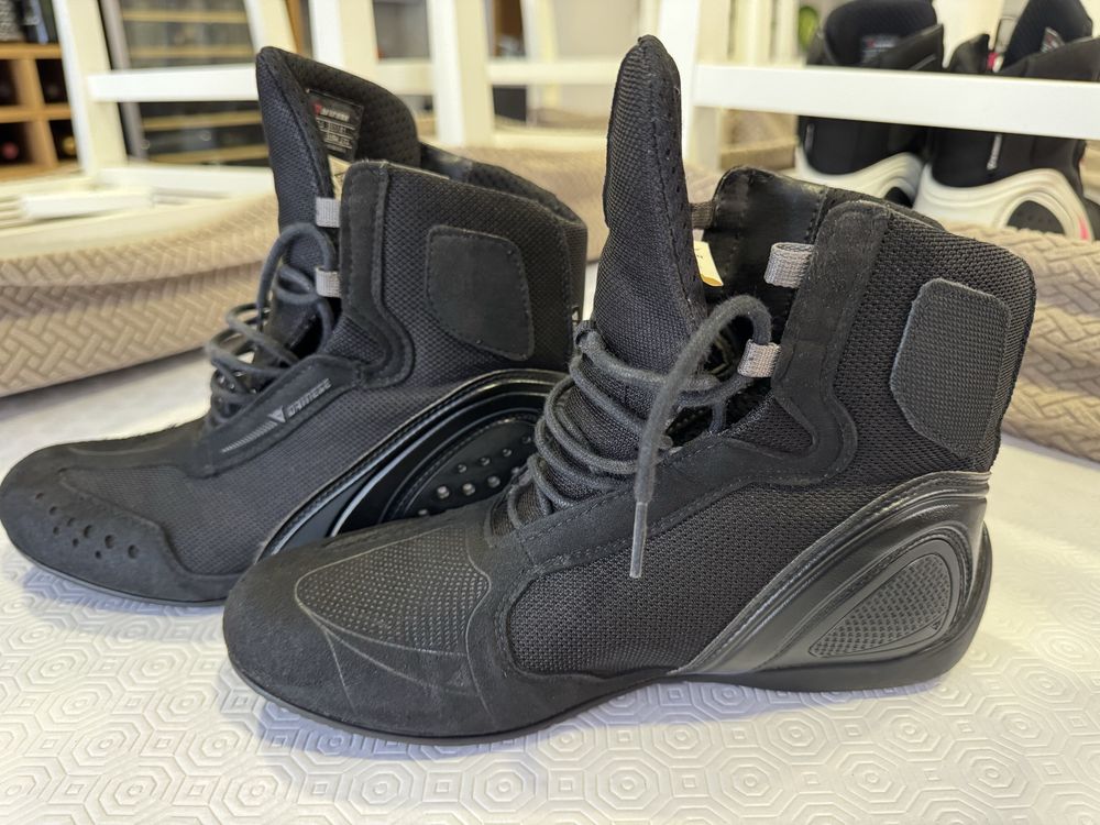 Botas DAINESE de verão
