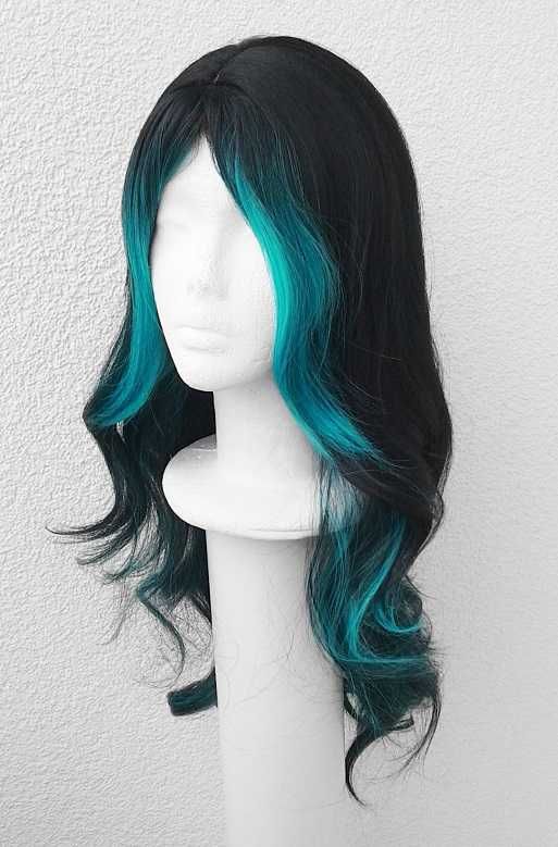 Czarna peruka turkusowa z pasemkami cosplay wig falowana cieniowana