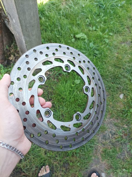 Продам задній тормозний диск Yamaha FZ6 FZ6N s1 s2