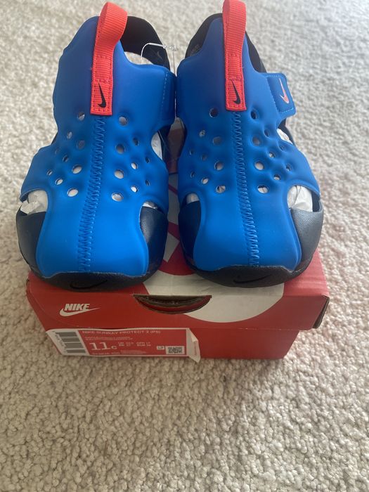 Сандалії дитячі