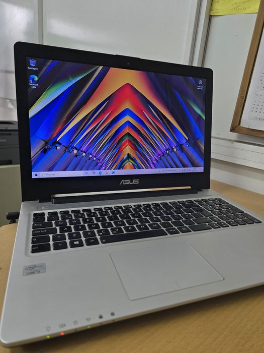 Portátil Asus i3 como novo