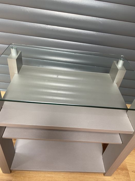 Тумба под  телевизор