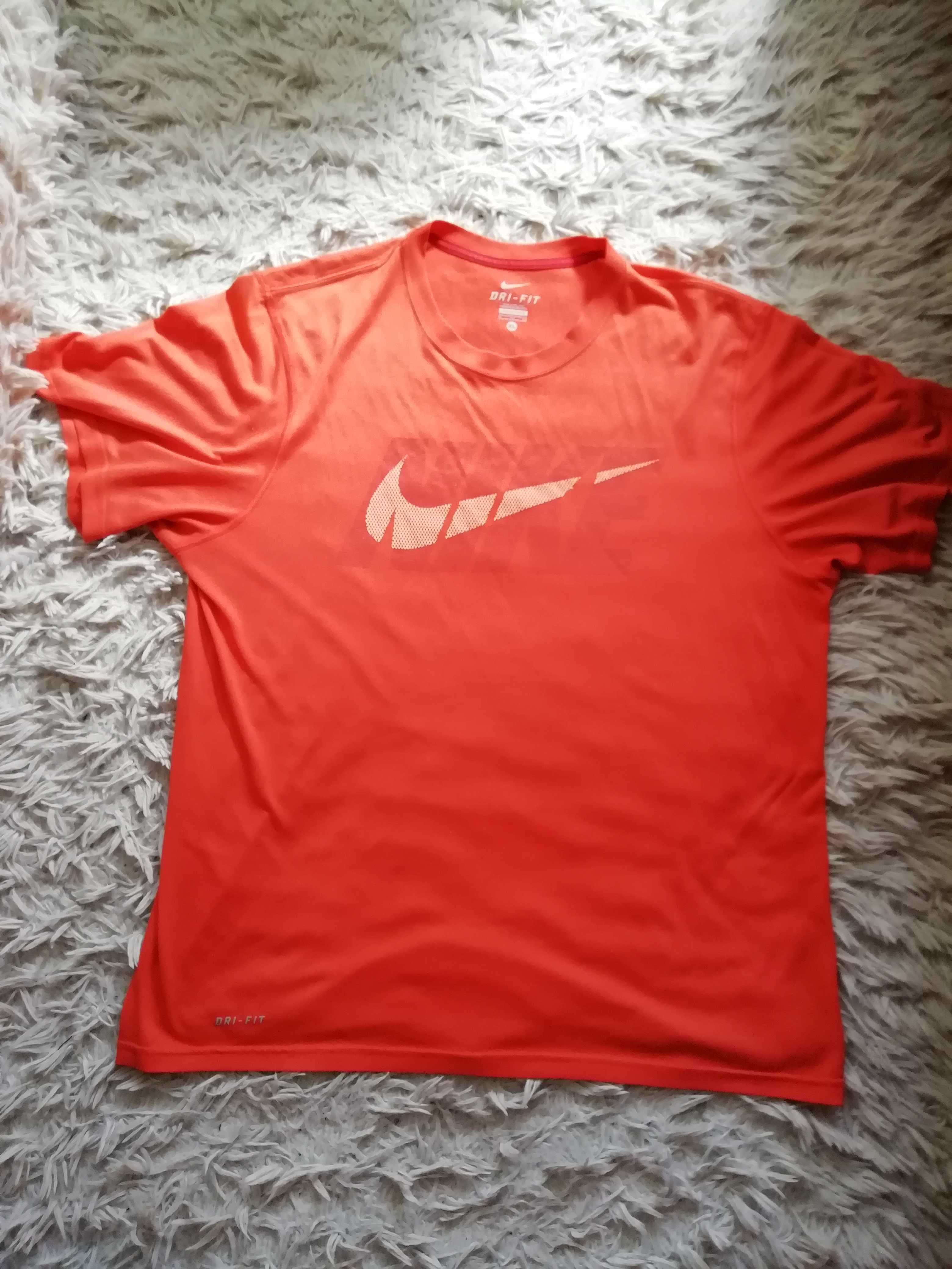 Sportowy T-shirt męski Nike Dri-Fit rozm. XL stan bardzo dobry