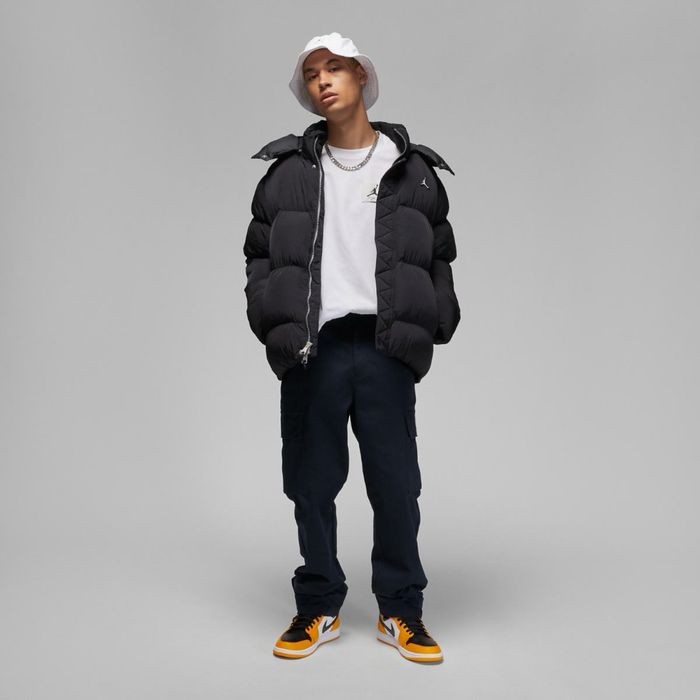 Оригінал Пуховик Jordan Essential Puffer Jacket black Джордан чорний