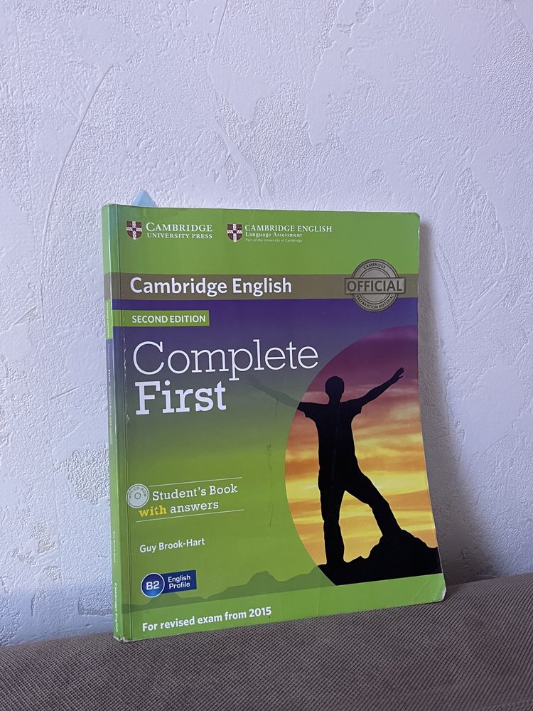 Cambridge English Complete First B2 (Student's Book with answers)