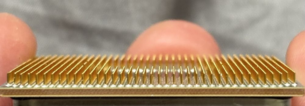 Amd Ryzen 7 2700x + chłodzenie Amd Wraith Prism