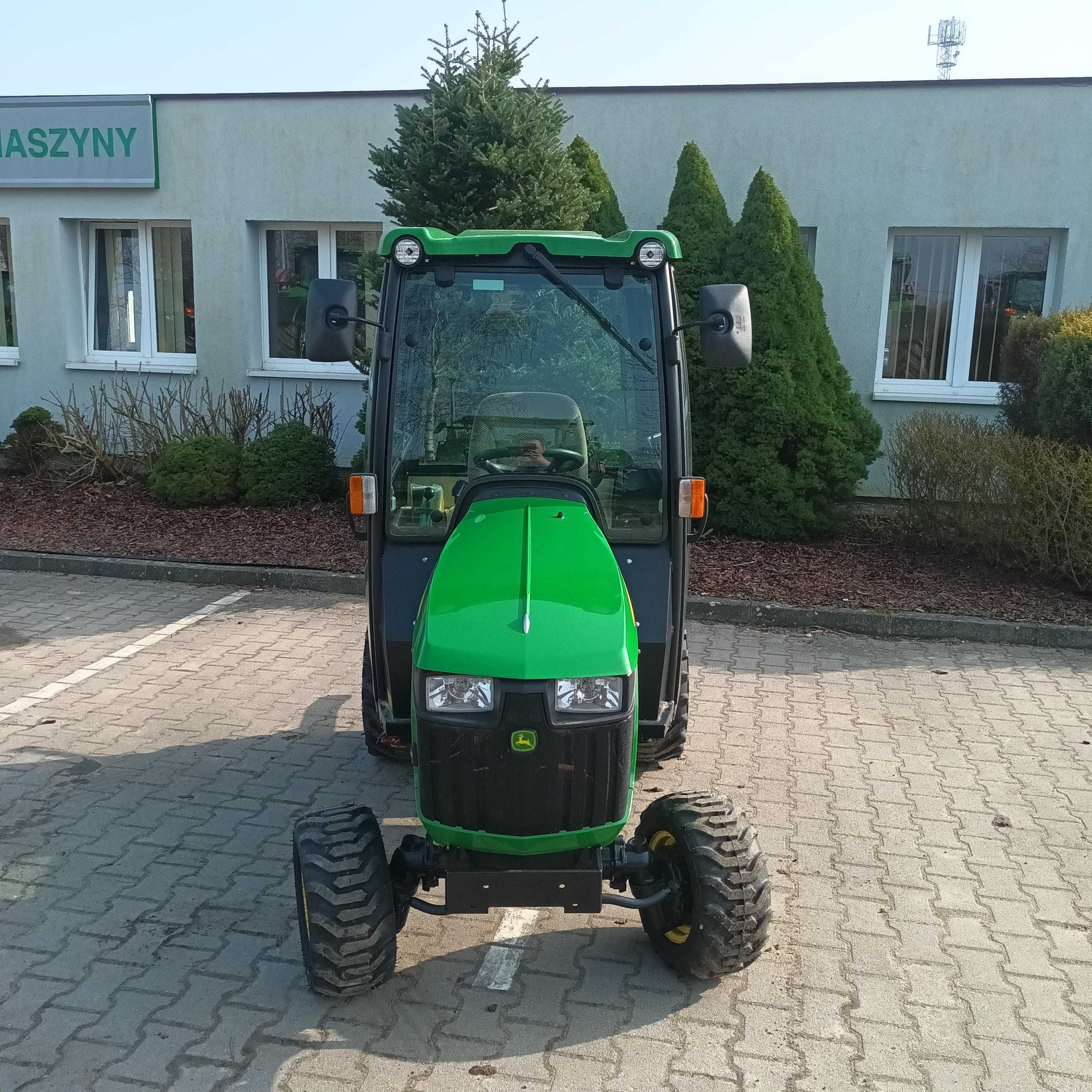 Ciągnik kompaktowy 1026r John Deere