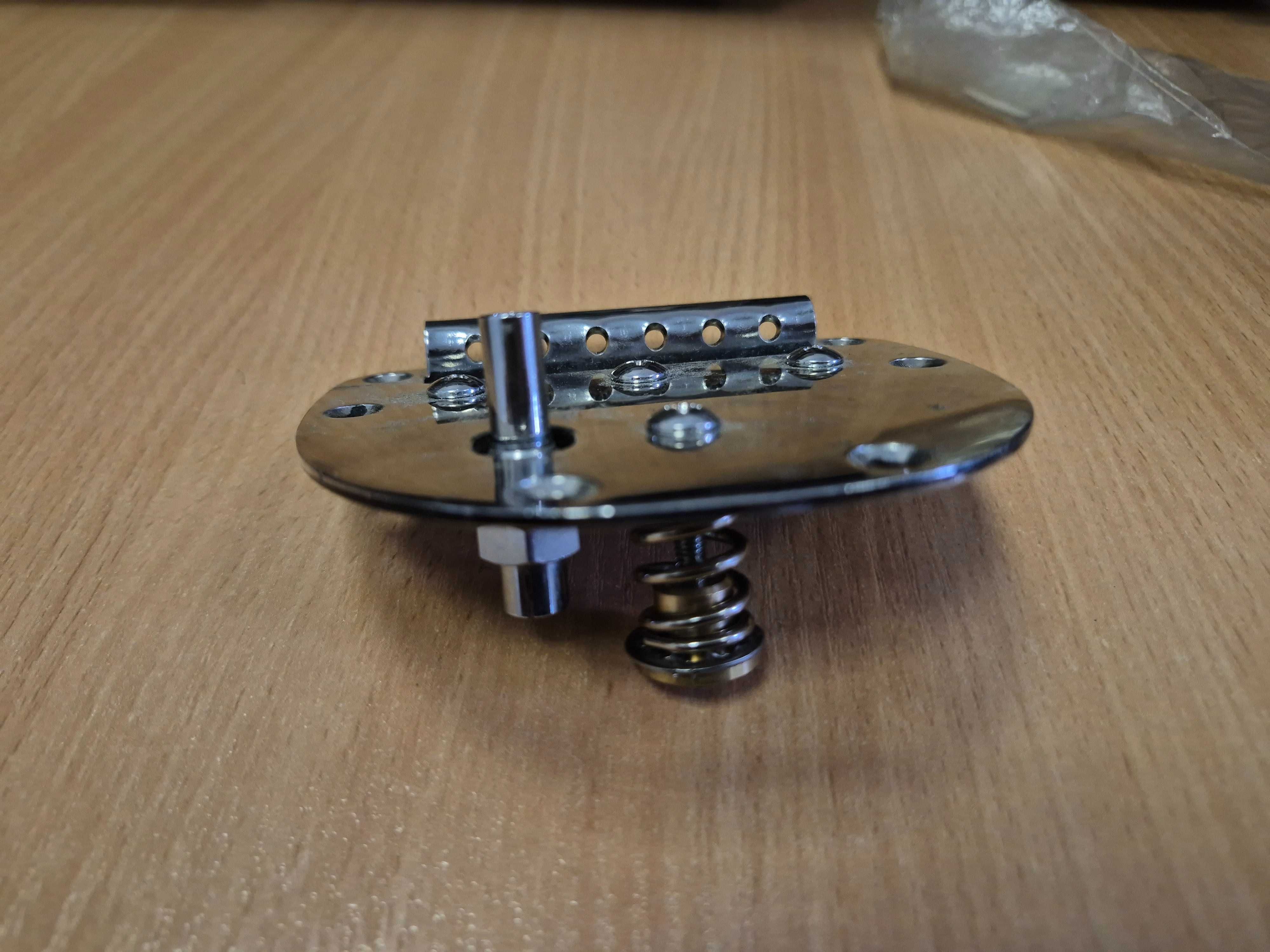 Mostek gitarowy Squier Jazzmaster