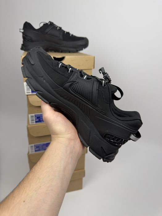 Кросівки  Nike Zoom Vomero Roam Black FV2295-002 Оригінал 41-45