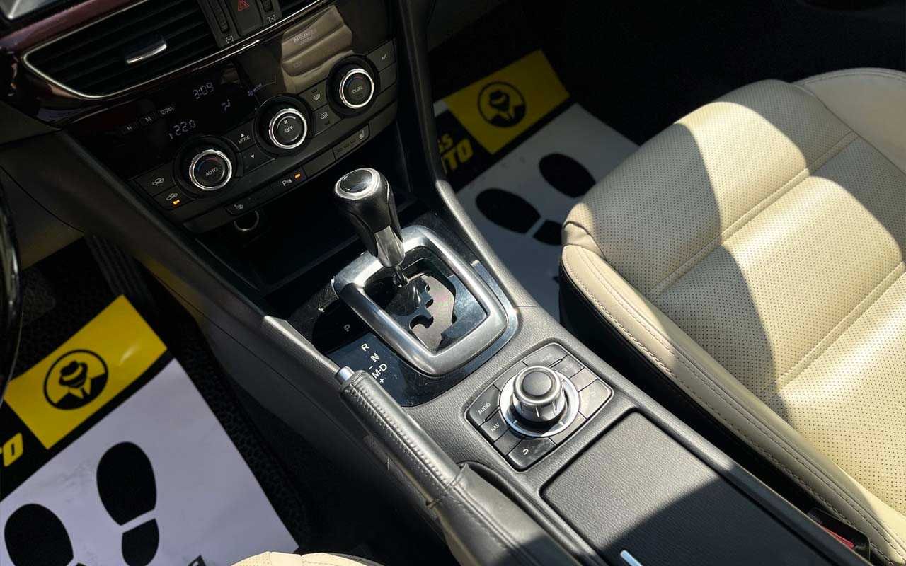 Mazda 6 2013 року