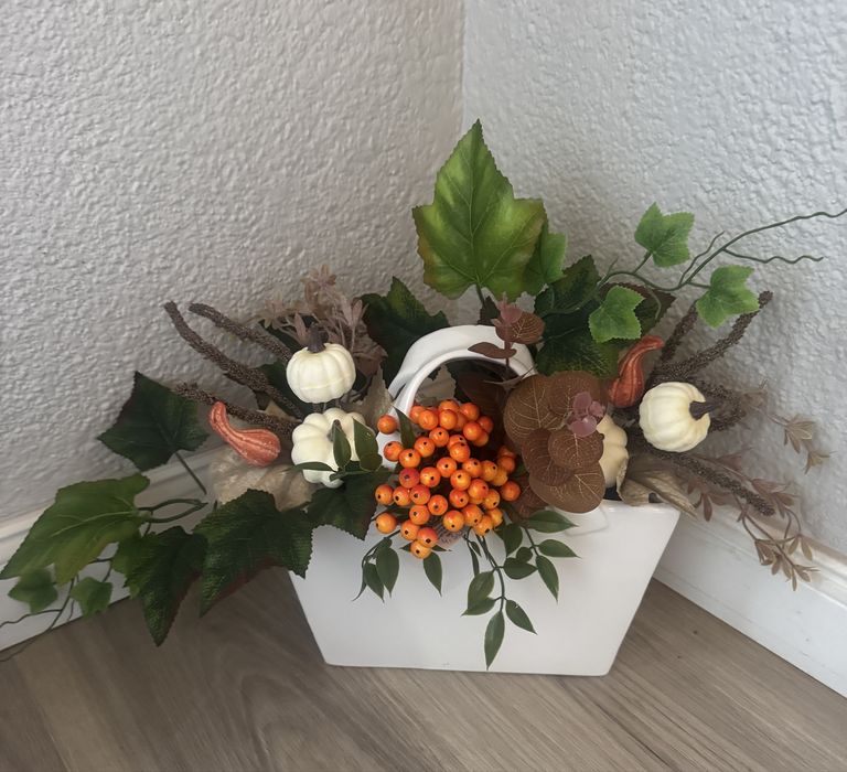 Stroik jesienny w ceramicznej torebce