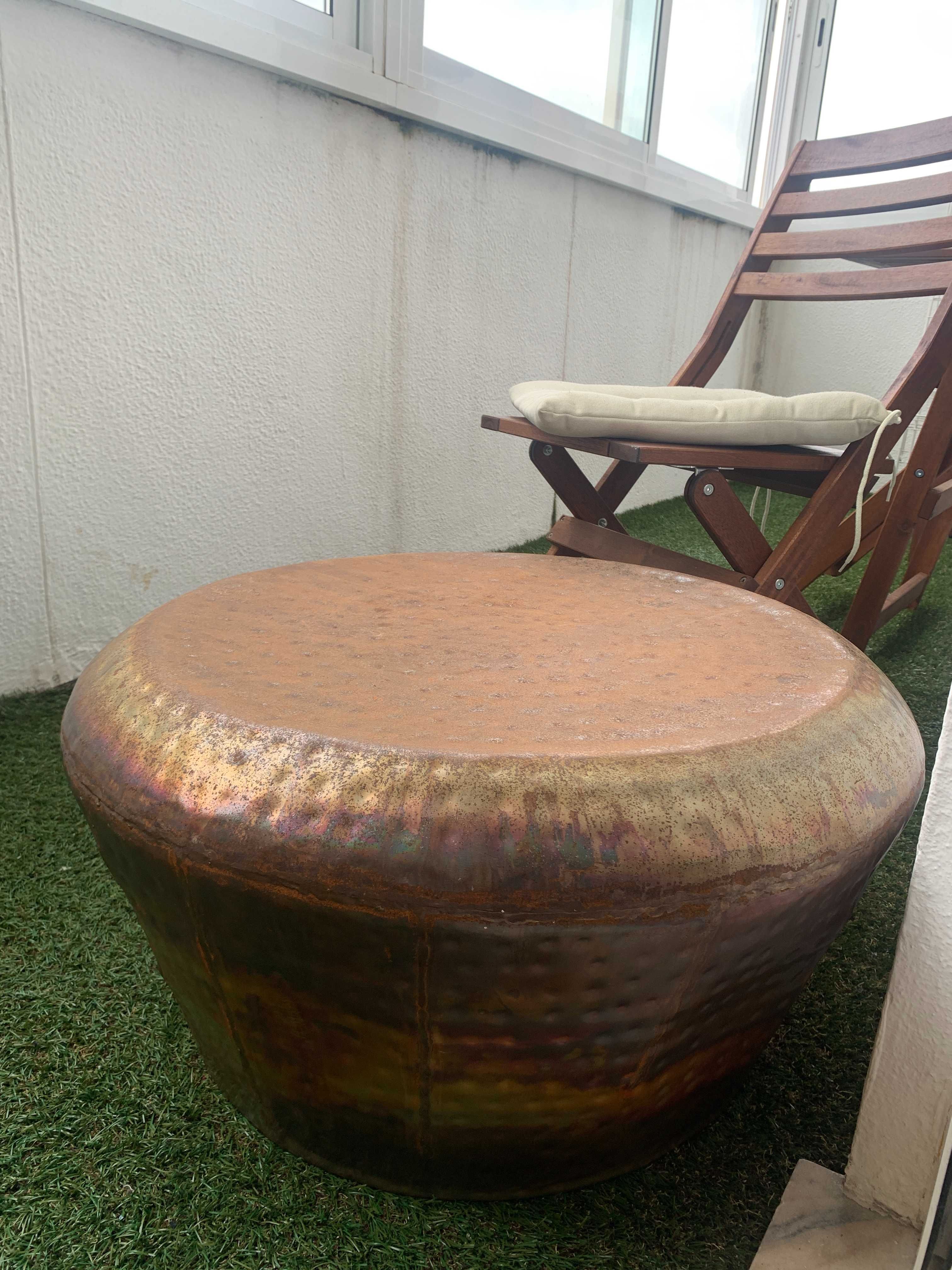 Mesa de Café Redonda em Cobre Artesanal!