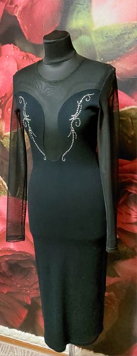 Платья (вечерние) р. 44-46