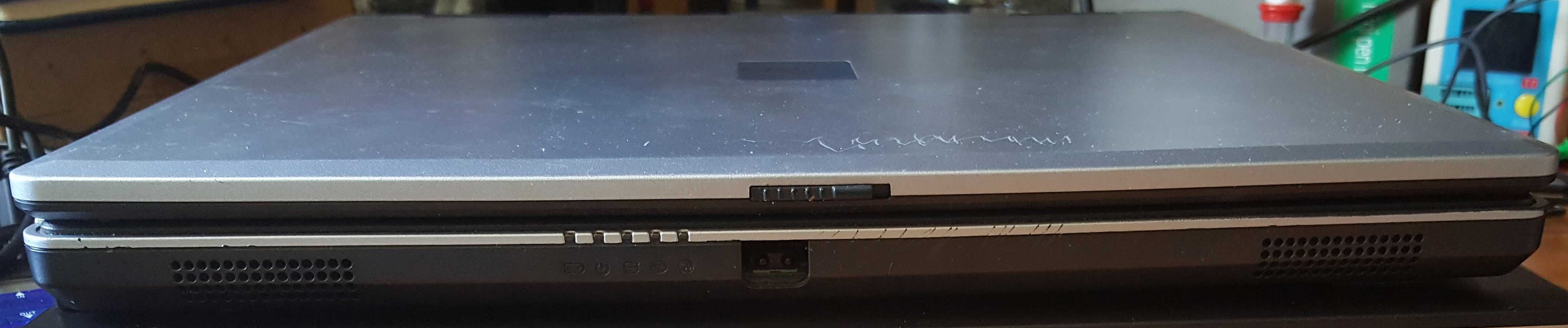 Fujitsu Siemens Amilo Pro V8010D EF6 DVD 15.4" retro
