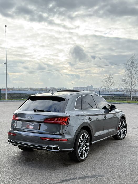 Audi SQ 5 2018 года 3.0 бензин АКПП