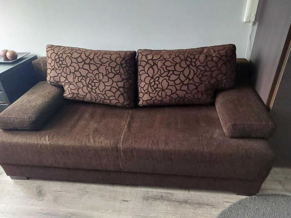 Sprzedam brązową kanapę, rozkładana, funkcja spania