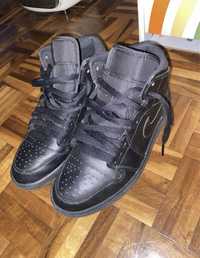 Air Jordan 1 Black