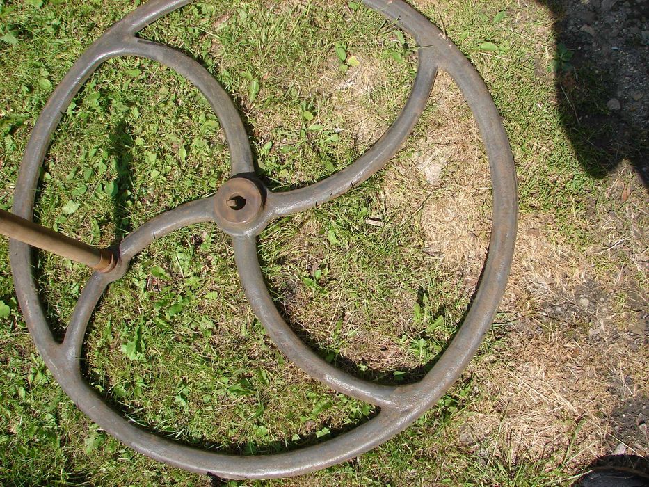 koło żeliwne 90cm