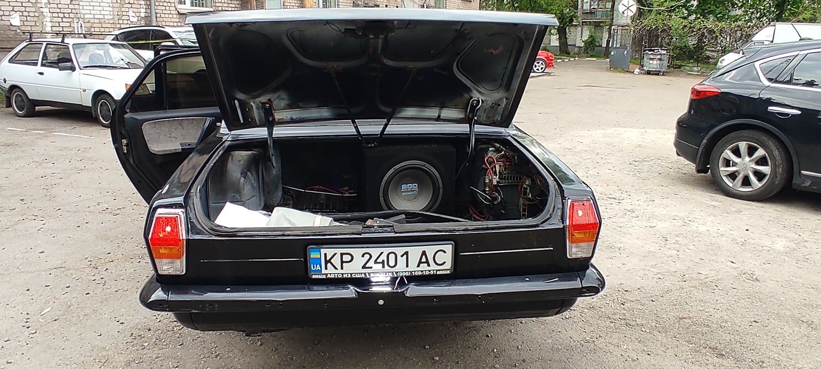 Срочно продам Волгу - BMW