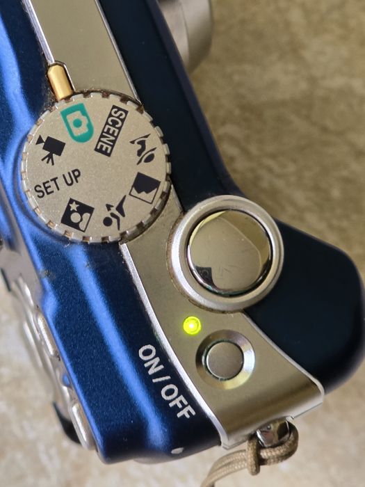 Фотоапарат Nikon Coolpix 5900