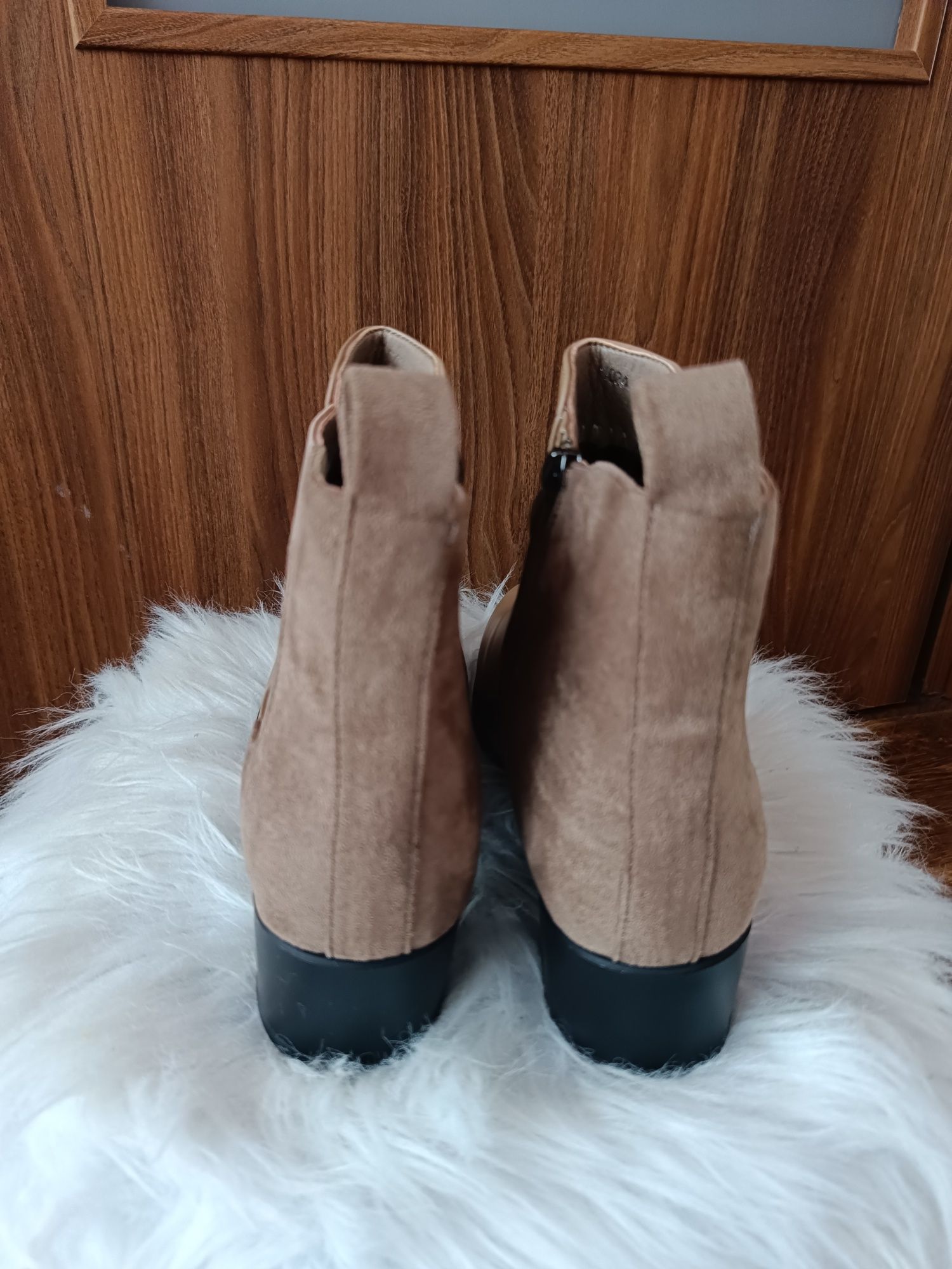 Nowe botki damskie