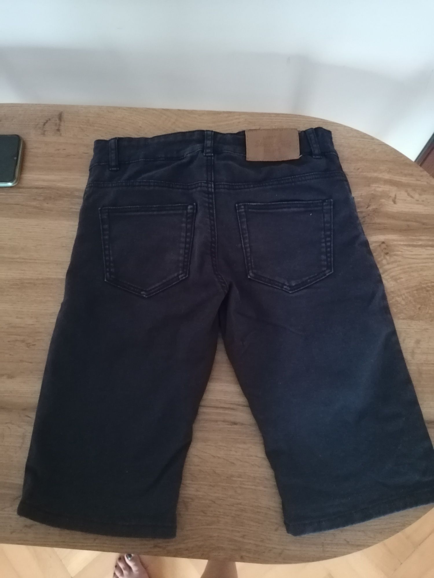 Ciemne/granatowe krótkie jeansowe spodenki h&m