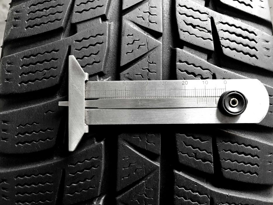 Шини Б/в 185.60.15 комплект Falken