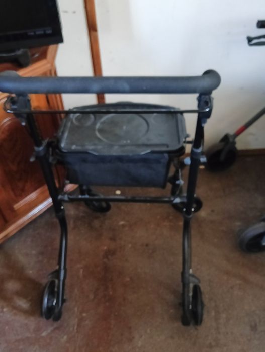 Chodzik,Rollator, Podpórka Inwalidzka 4-Kołowa