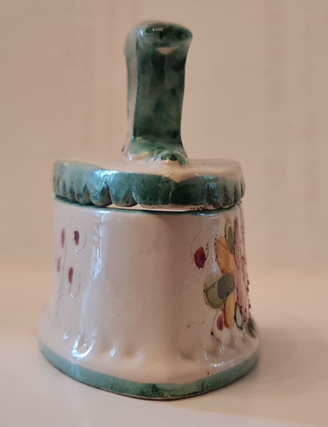 Zelazko ceramiczne Miniatura
Ręczne malowanie.
Długość 11,5 cm, wysoko