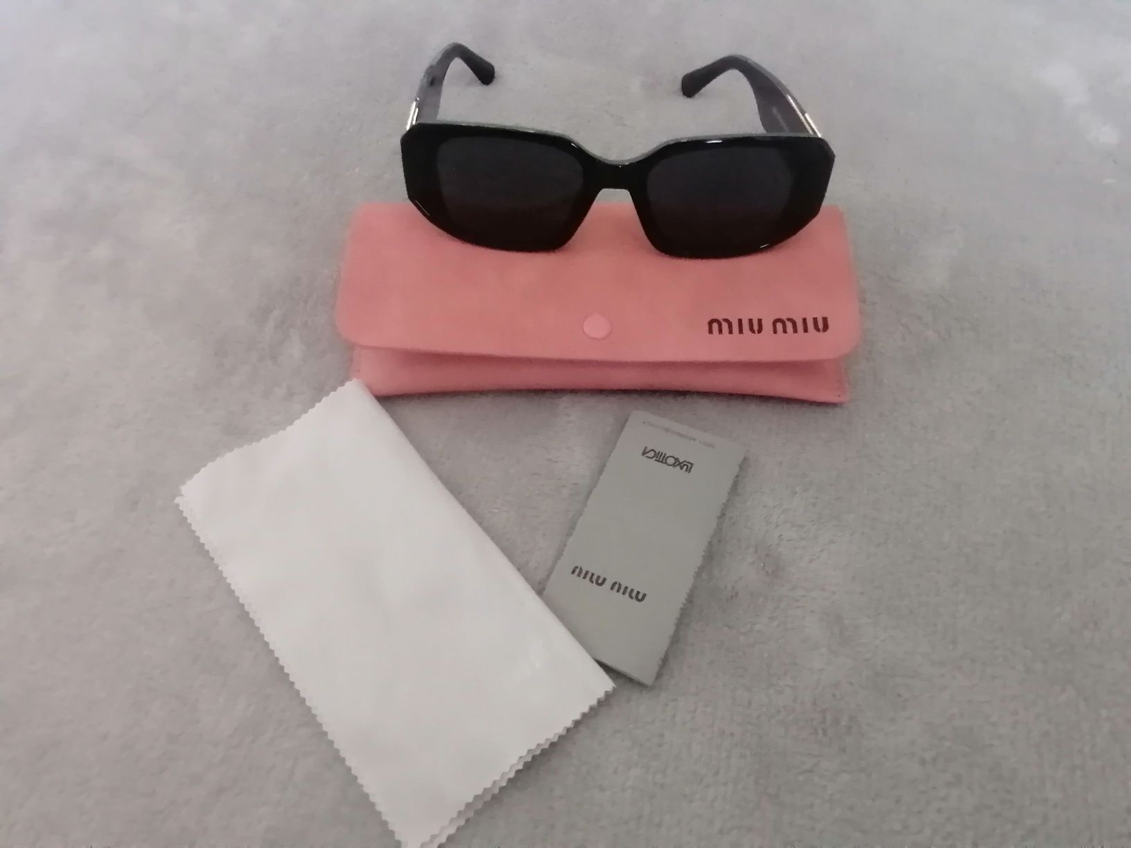 Oculos de Sol Miu Miu