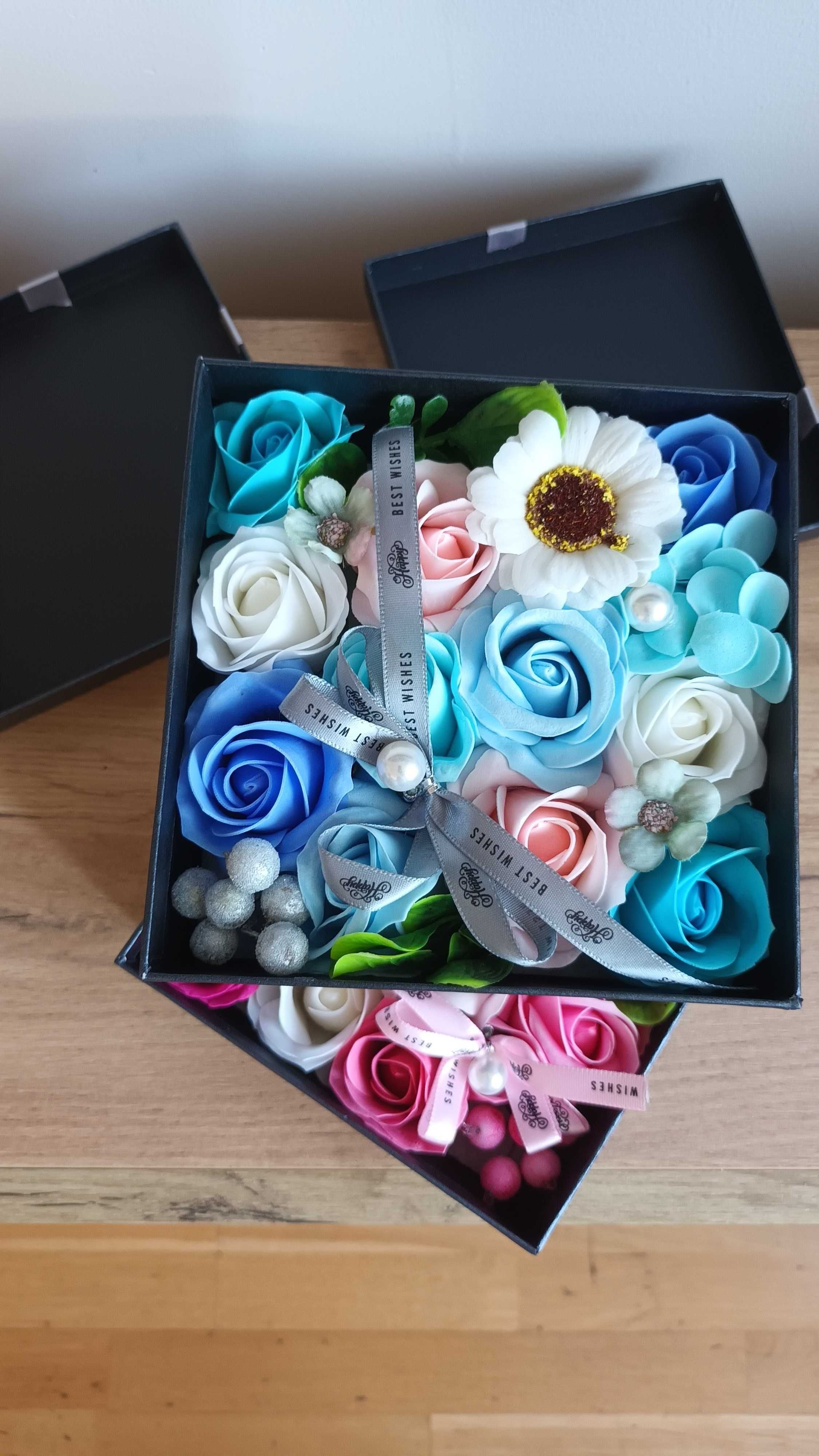Flower box mydlane róże dwie sztuki prezent