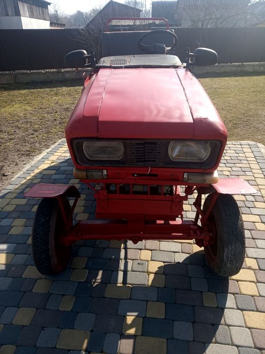 Трактор саморобний.