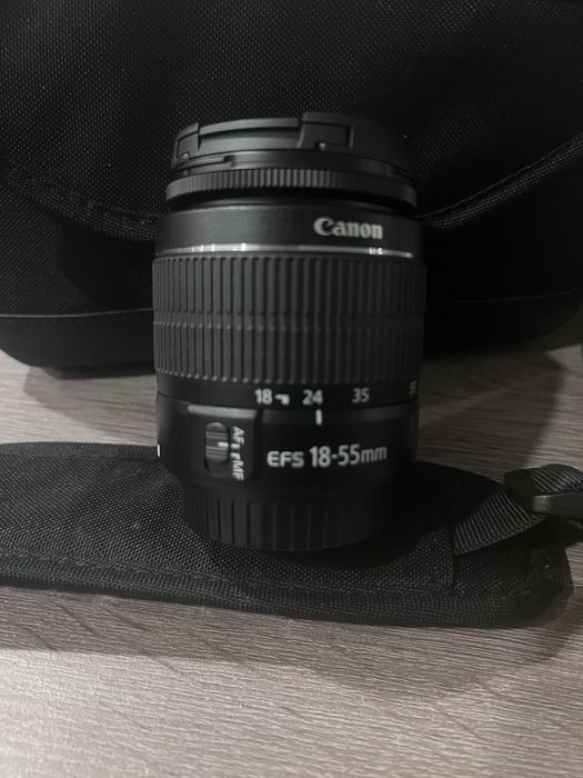 Maquina fotografica Canon EOS 2000D