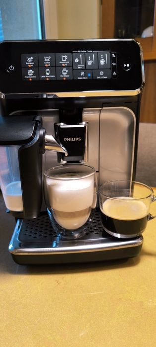 Ekspres kawy Philips lattego EP3241 super stan