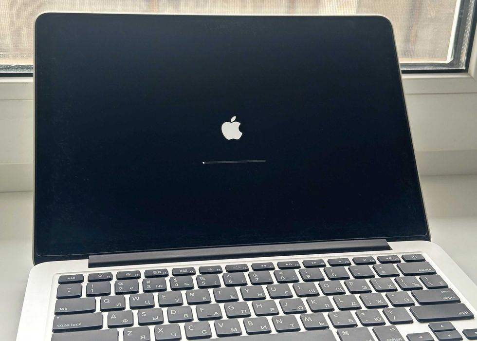 Ноутбук Apple A1502 MacBook Pro Retina 13" 4/128Gb