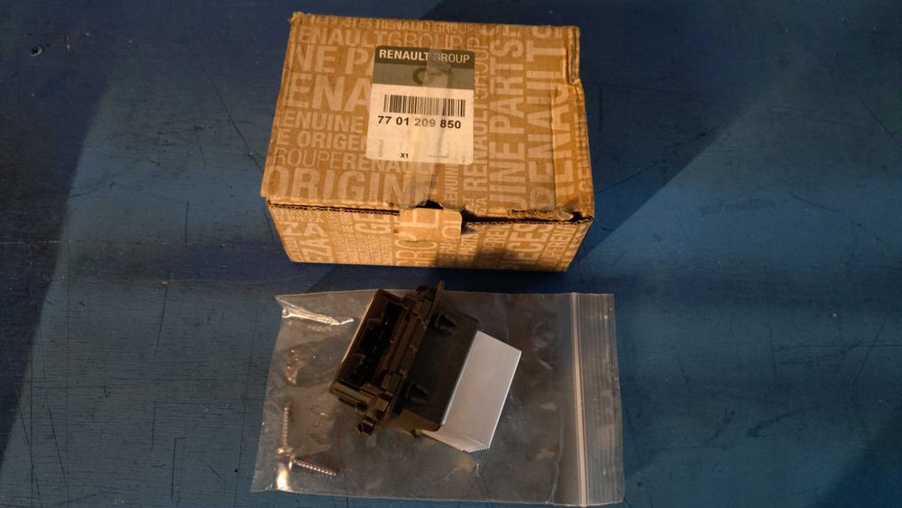 Renault Megane Scenic III Rezystor opornik dmuchawy nowe oryginał