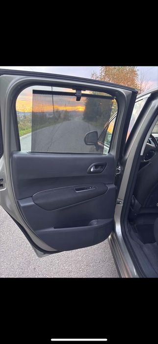 Авто свіжопригнане