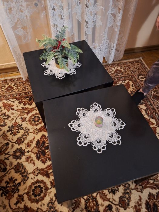 Dwa stoliczki kawowe do salonu