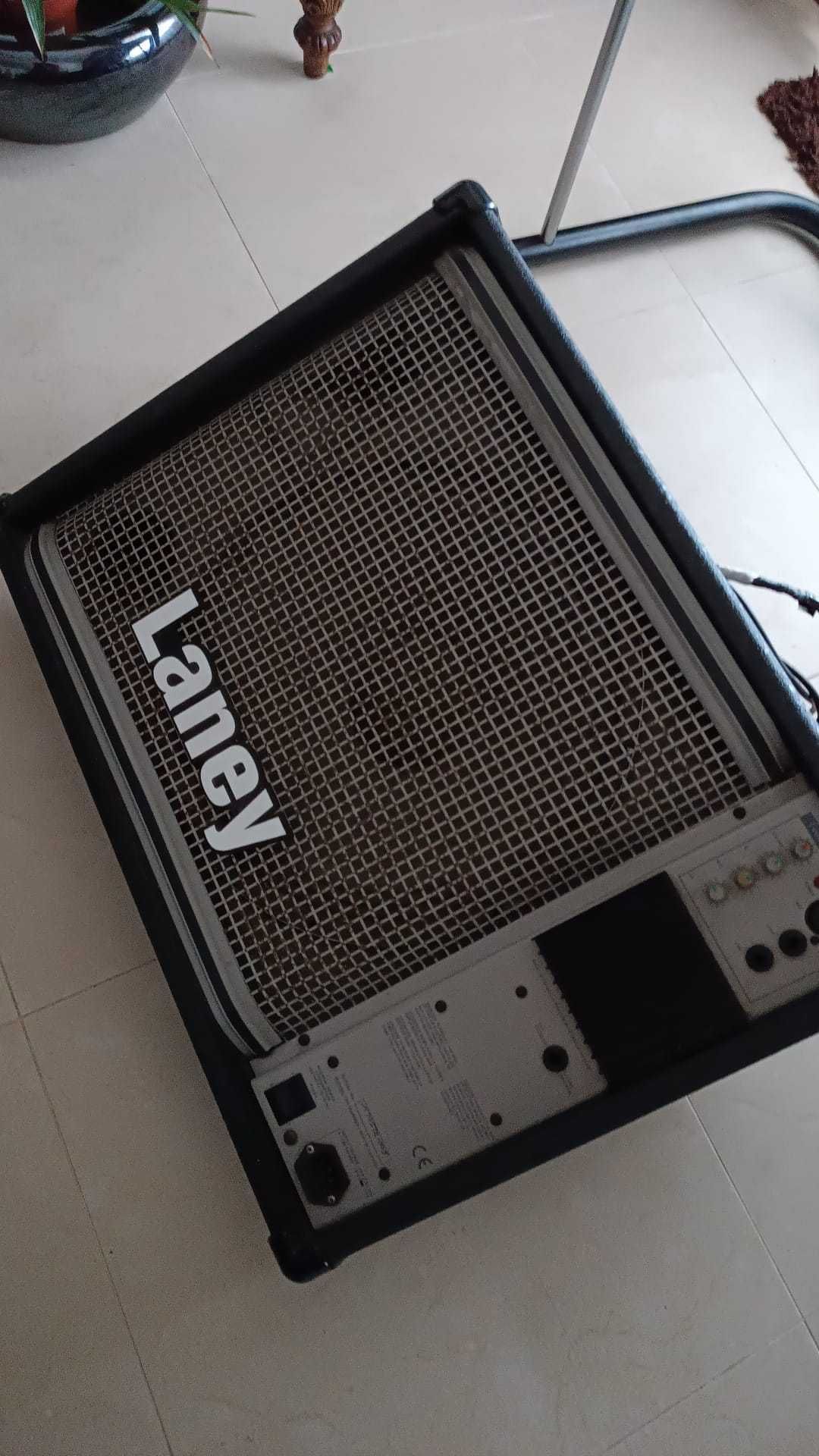 Amplificador de som Laney CP15