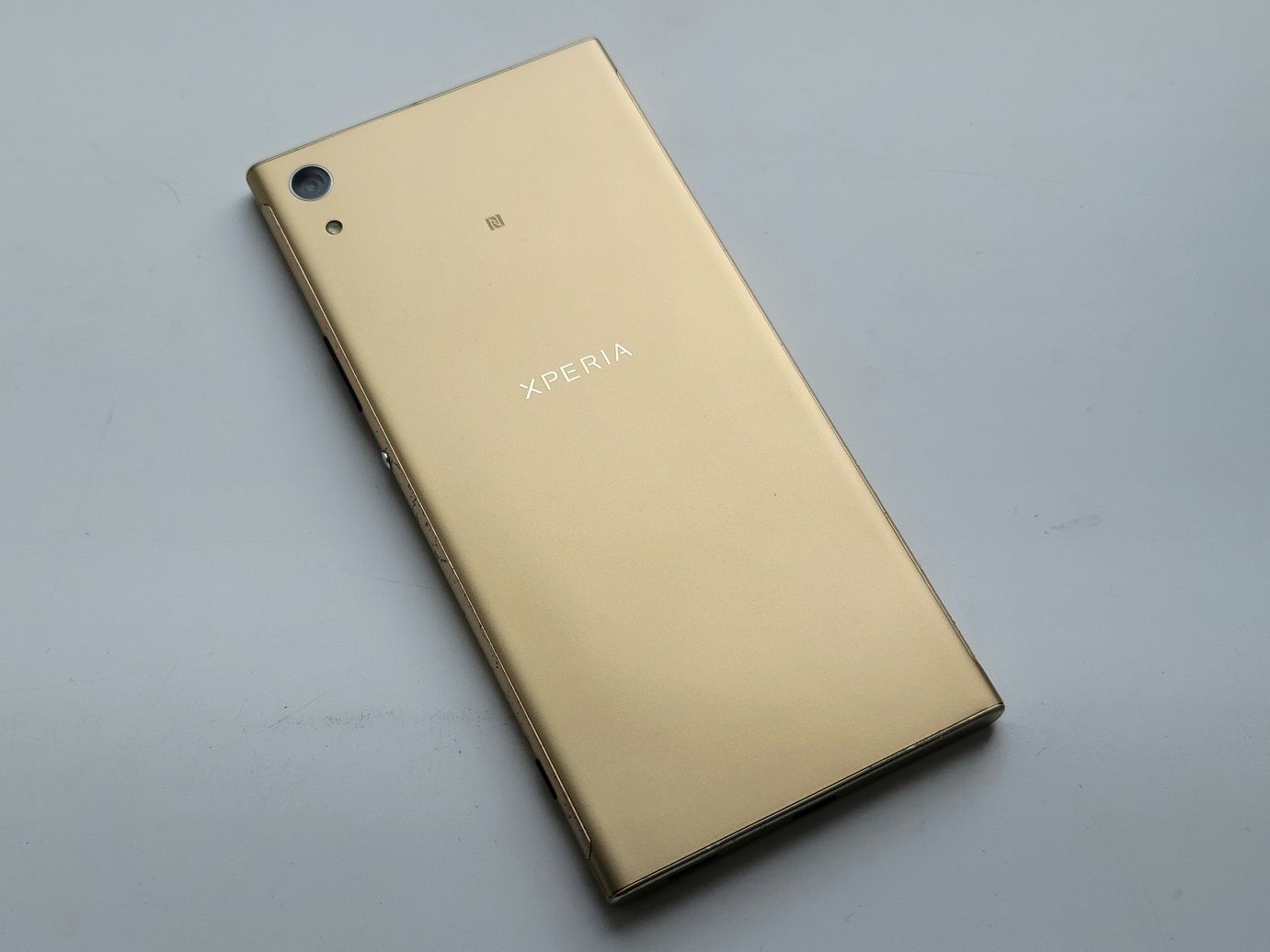 Sony Xperia XA1 Ultra Dual Gold 4/42Gb NFC