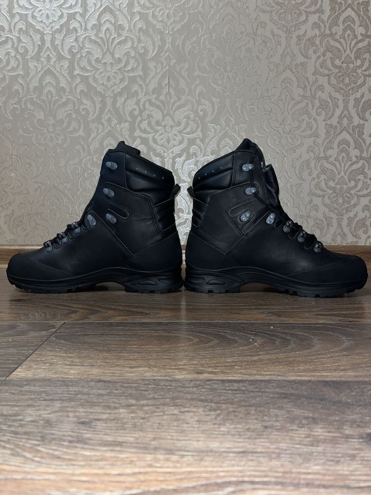 Зимові берці Commander GTX 44 розмір