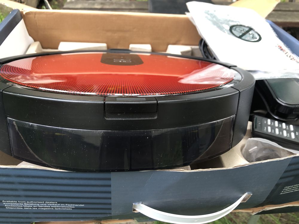 Miele Scout RX1 Red robot odkurzajacy w super stanie