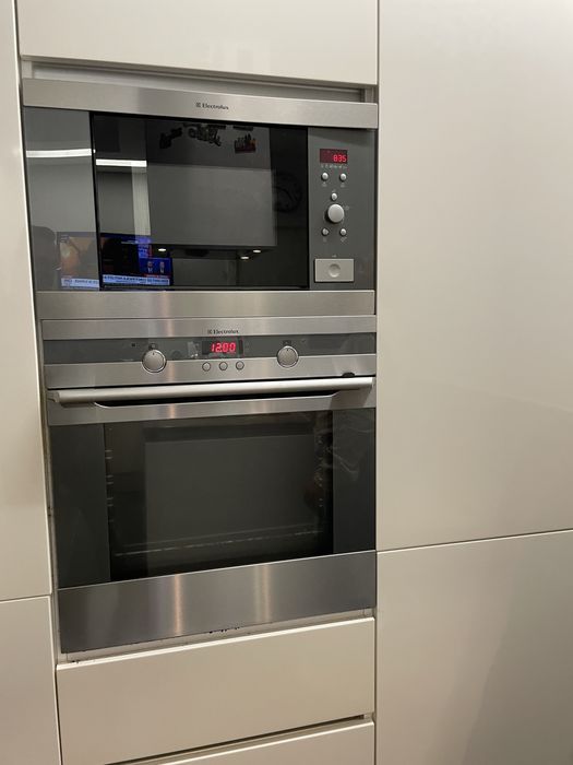 Forno Electrolux e micronda Electrolux