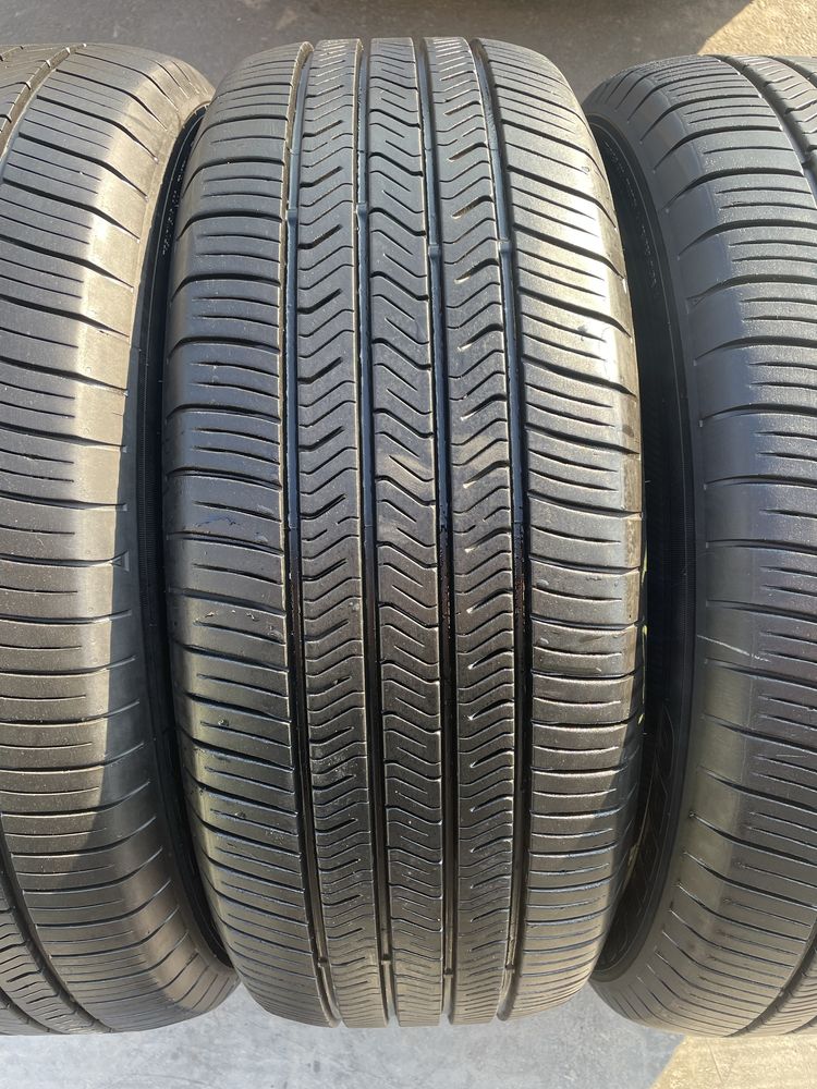 235/55/20 toyo open country a44
