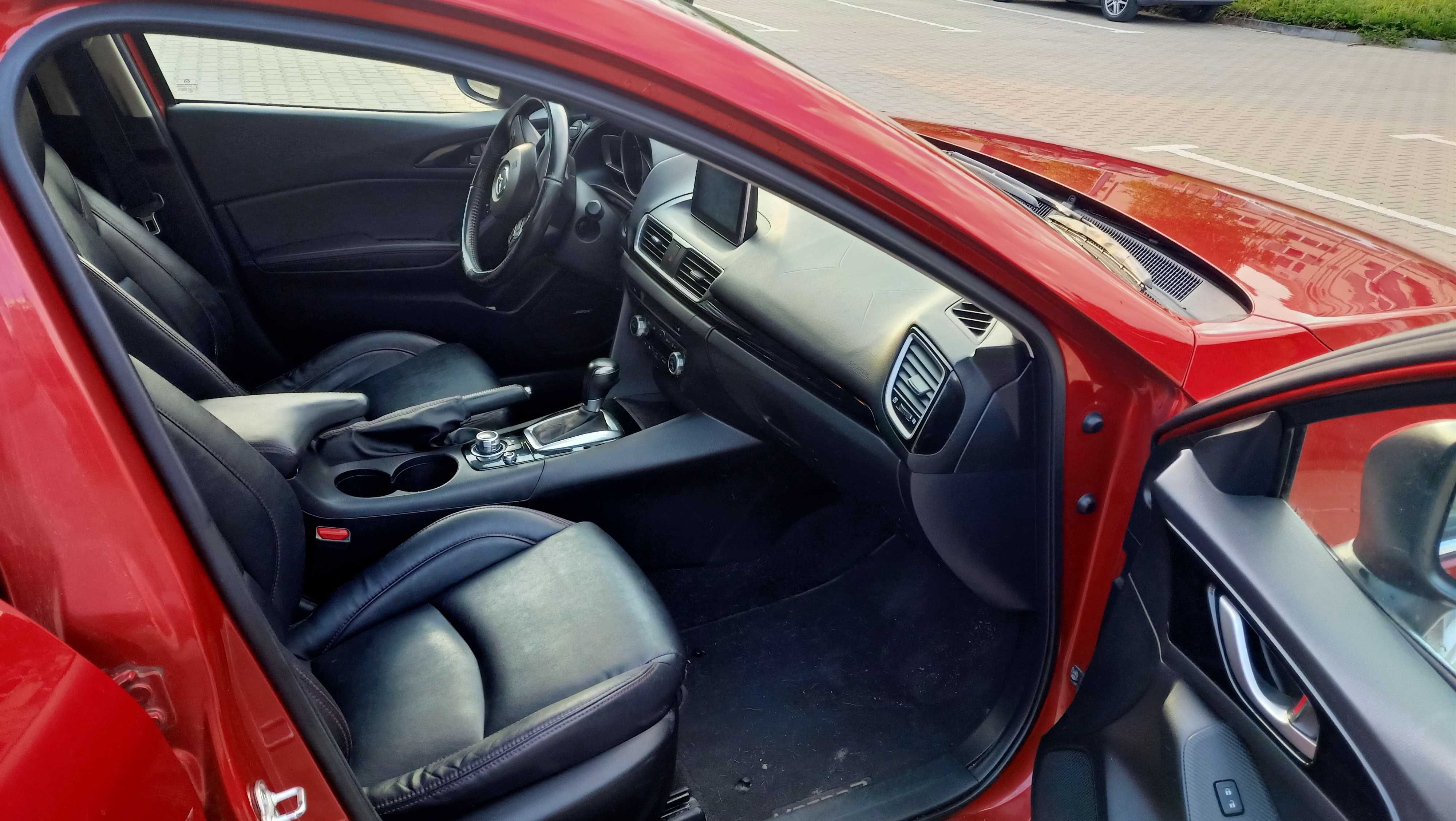 Sprzedam Mazdę 3 GT SKYLINE  r. 2015 Wersja amerykańska
