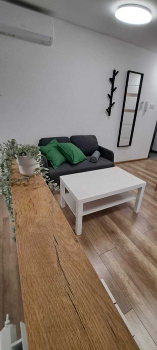 Wynajmę bezpośrednio kawalerkę przy ul. Zielonej 53