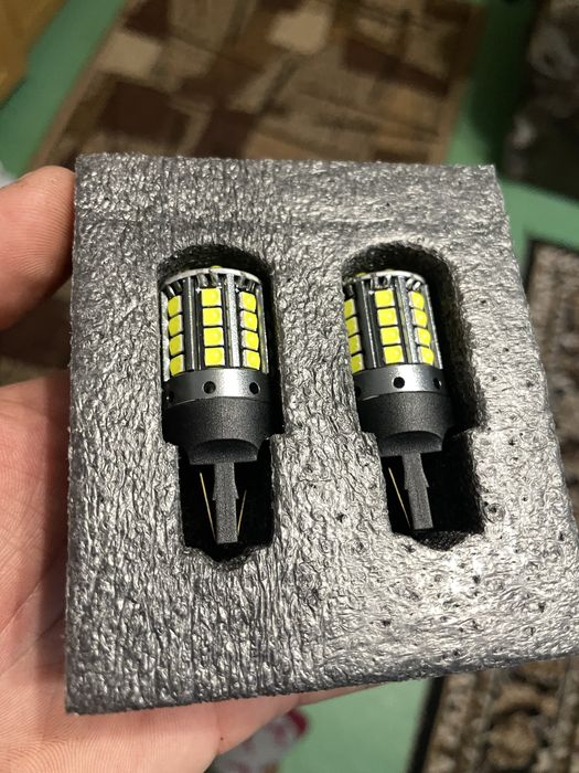 LED Лампочка в задний ход габарит поворот ДХО