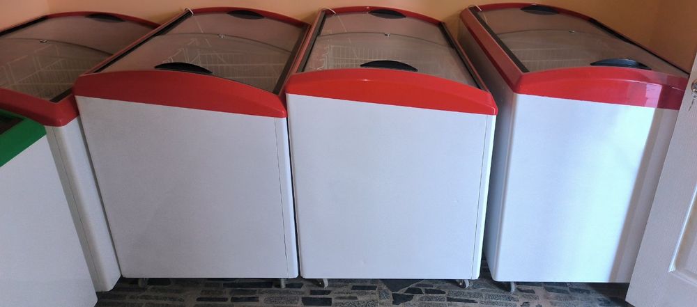 Лари морозильные Juka, UBC